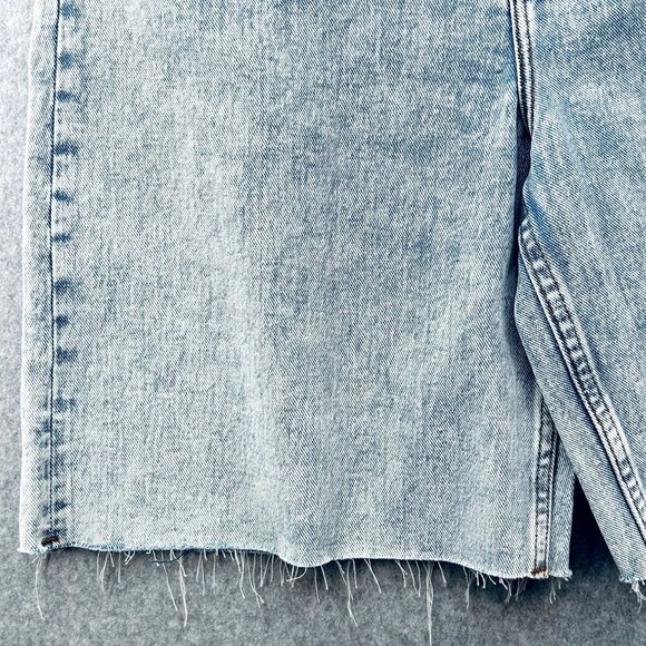 Vigoss Bermuda Denim Jean Size 27 Shorts Frayed Hem High Rise Blue Light Wash - Picture 9 of 14